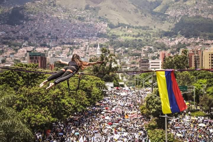 Hacia dónde se mueve Colombia